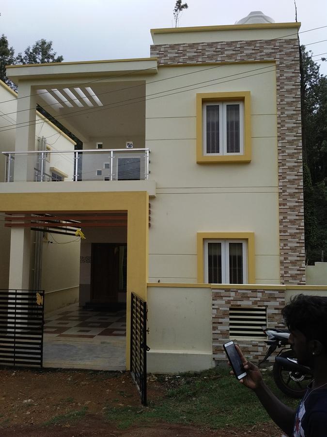 מלון ירקאוד Eesha Gardens מראה חיצוני תמונה