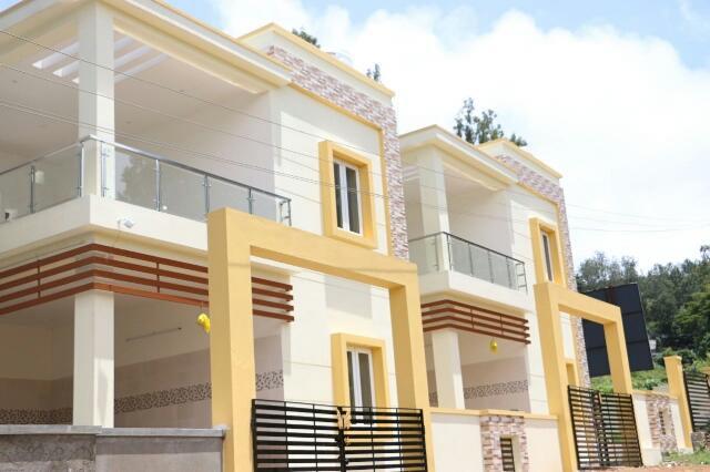 מלון ירקאוד Eesha Gardens מראה חיצוני תמונה